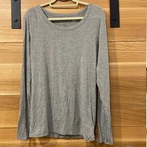 3/$28 Gap XL TALL Maximum Heat Base Layer Silky Thermal T-Shirt
